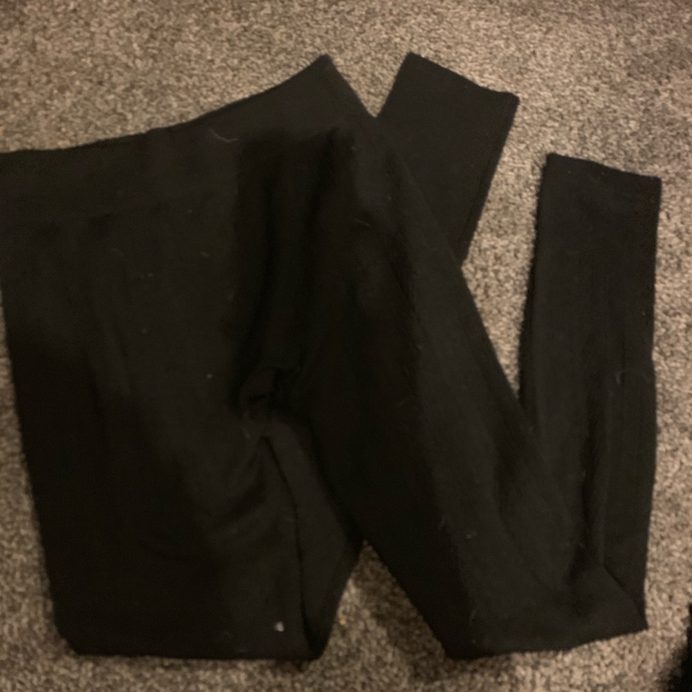 Thick black leggings